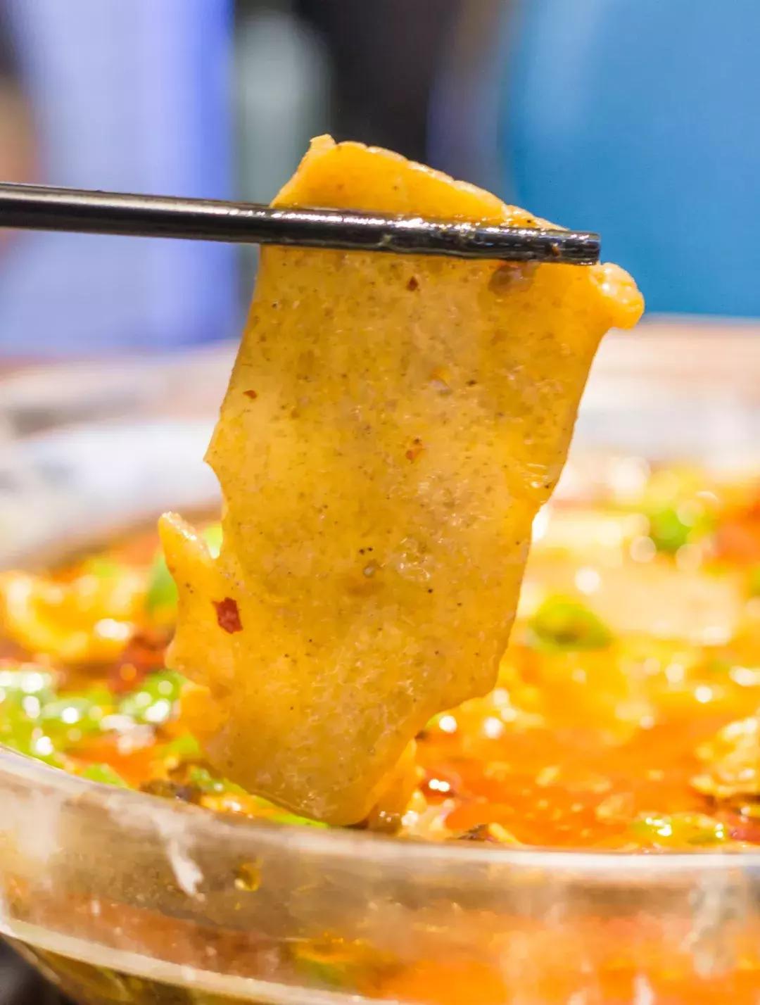 网红兔兔鲜锅来了，三天6.8折，锅子都是水晶的~~