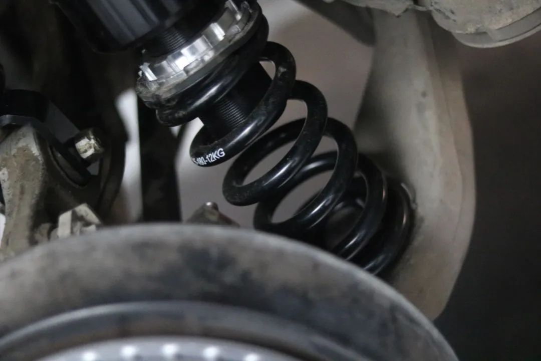 怪兽修车老途观,怪兽修车翻新艾力绅