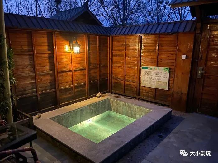 适合亲子泡温泉的地方,适合冬天带娃温泉水世界