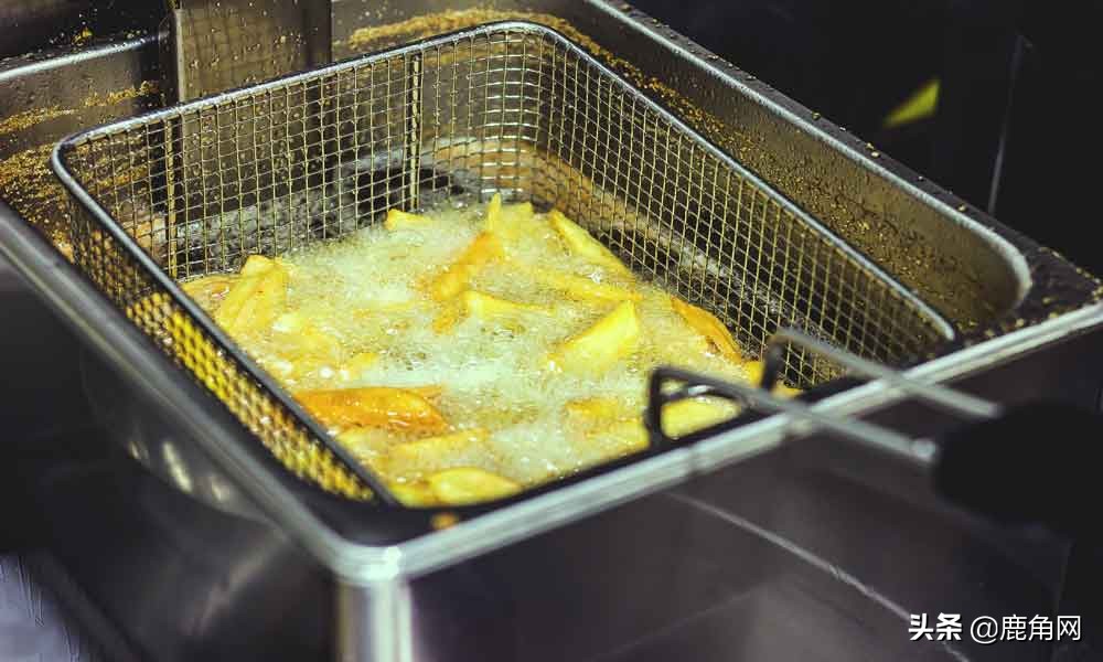 为什么有的薯条凉了也脆,炸薯条放凉了为什么不脆