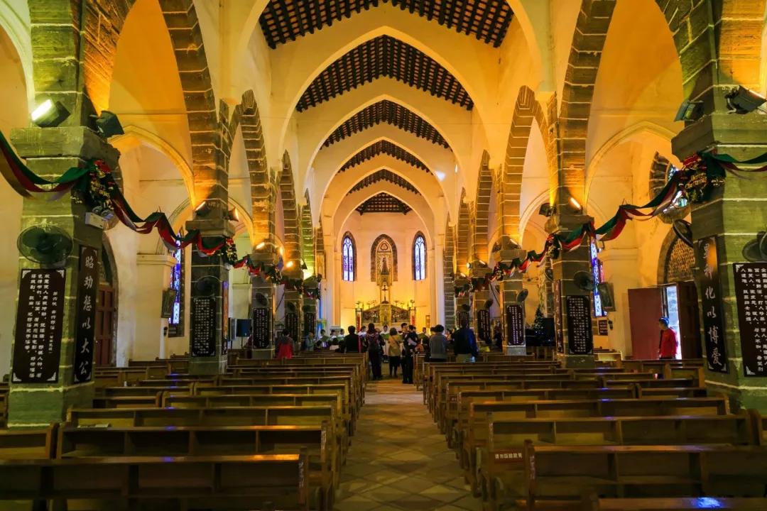 比鼓浪屿大12倍,比三亚安静10倍!这小岛最适合现在去,美轮美奂