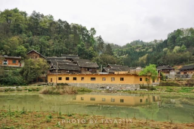 贵州三都：一个少见的民族，一个神奇的崖壁——妞儿嬉游记