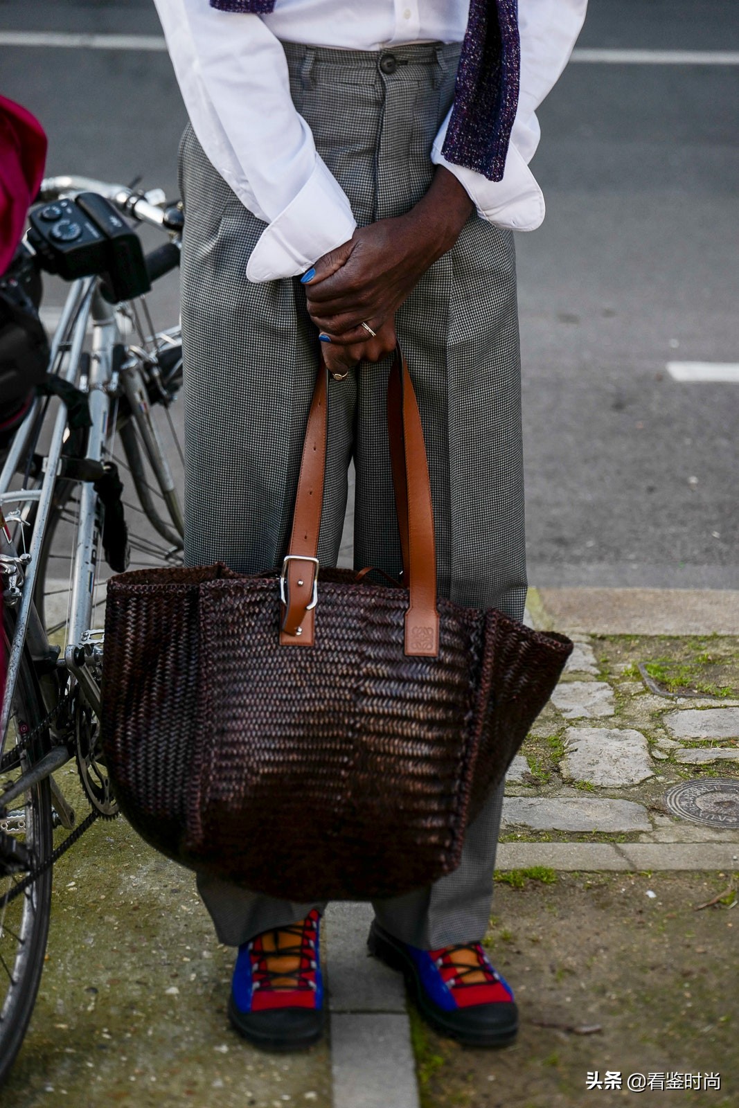 男人的包袋太单调?那一定是你有误会,它比你想象的要丰富