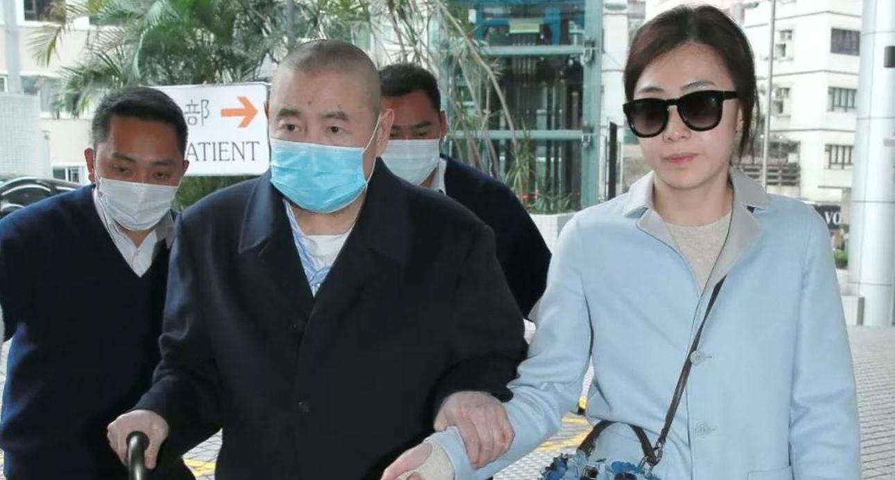 2011年吕丽君,吕丽君亏损20亿买了什么