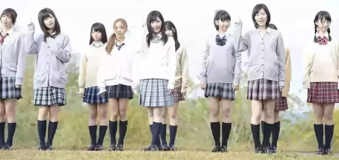 日本罗圈腿女生,日本为什么罗圈腿那么多