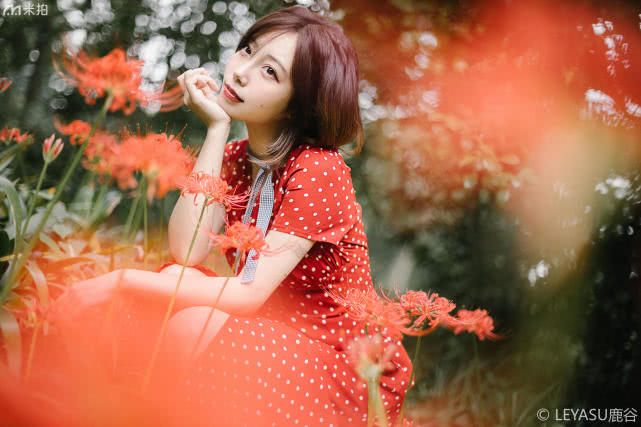 随性慵懒波点裙,少女感十足的波点裙