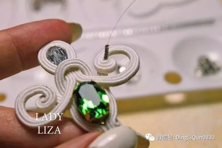 珍珠手工串珠教程,串珠教程简单优雅的s型珍珠耳坠