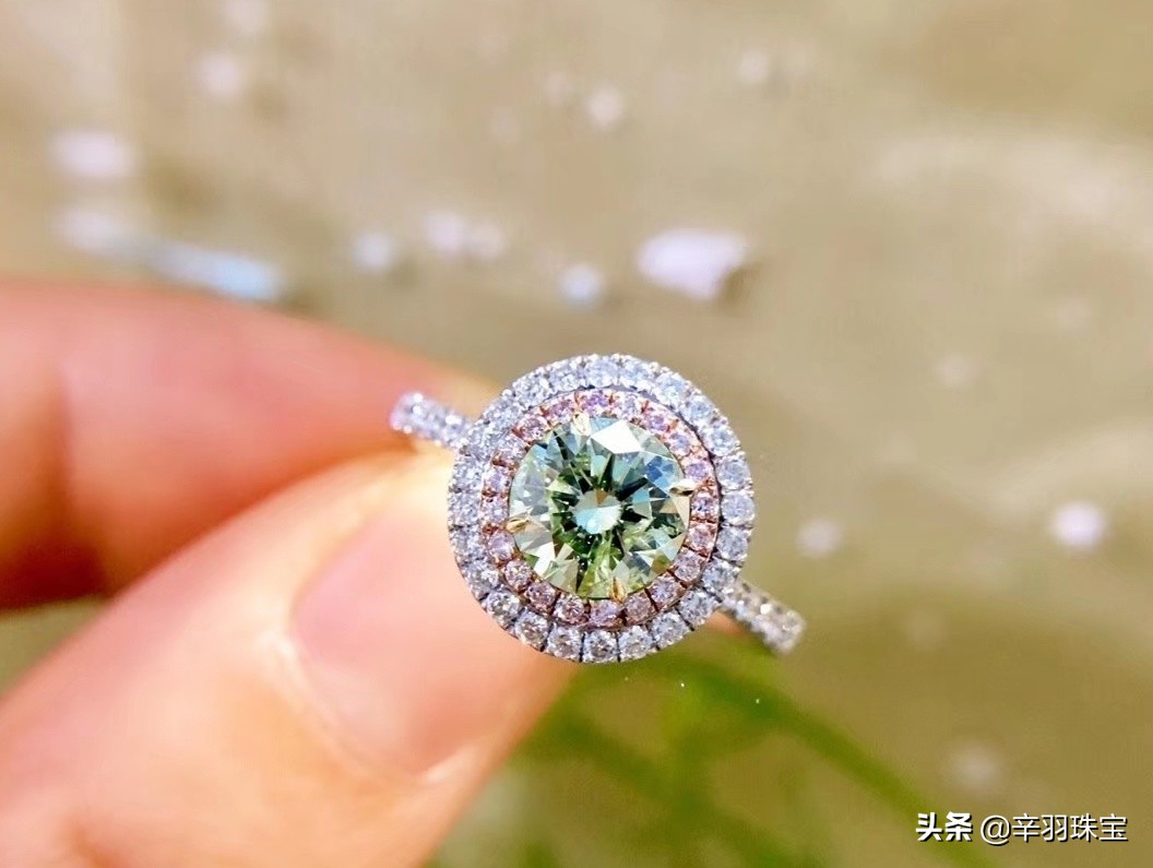 选钻戒什么样的性价比高,挑选钻戒看什么