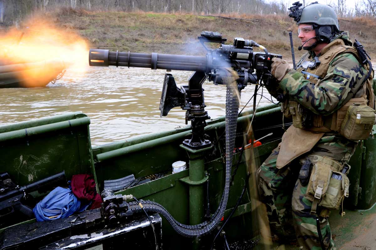 超级厉害的加特林,加特林真实伤害每分钟6000