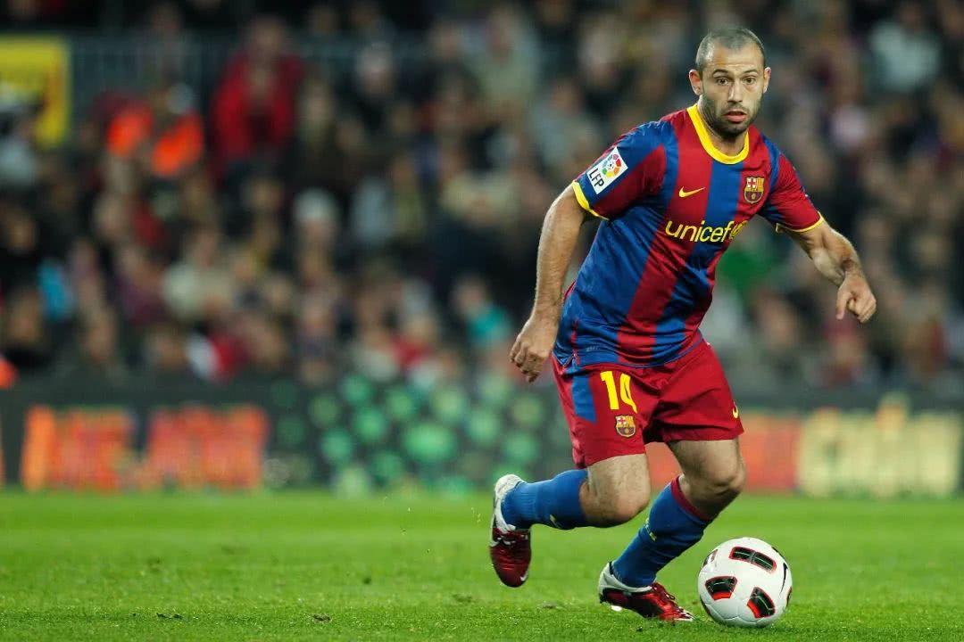 萨维奥拉劝科曼解决防守问题,马斯切拉诺未接受短期合同让人遗憾