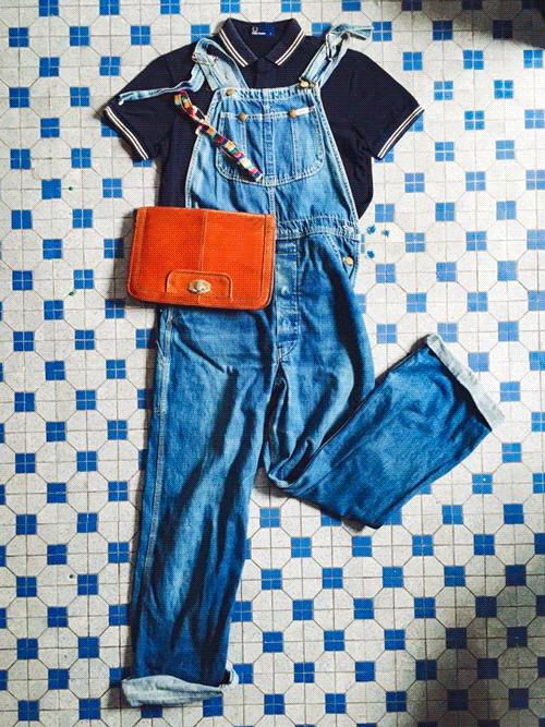 香港年轻人一辈子买不起房，把破出租屋改成复古小窝