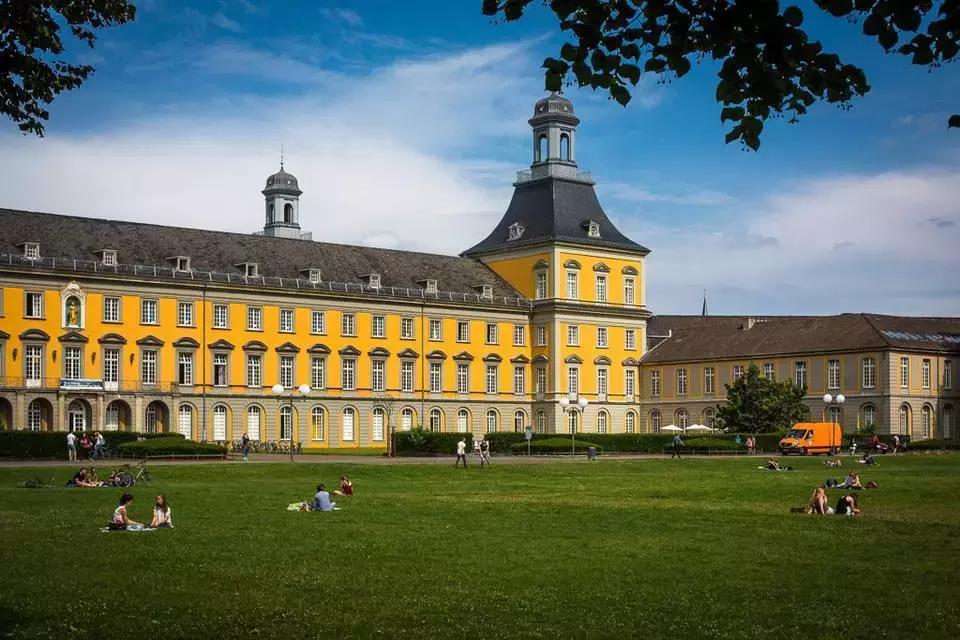 介绍一下德国留学的优缺点,原来在德国留学可以这么省钱