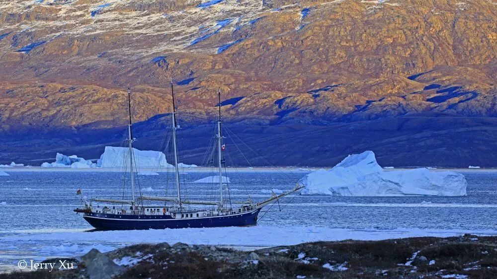 格陵兰的东海岸居然那么绚丽多彩,难怪特朗普想要买下来