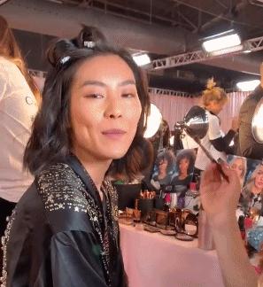 何穗奚梦瑶维密走秀图片,维密超模的身材