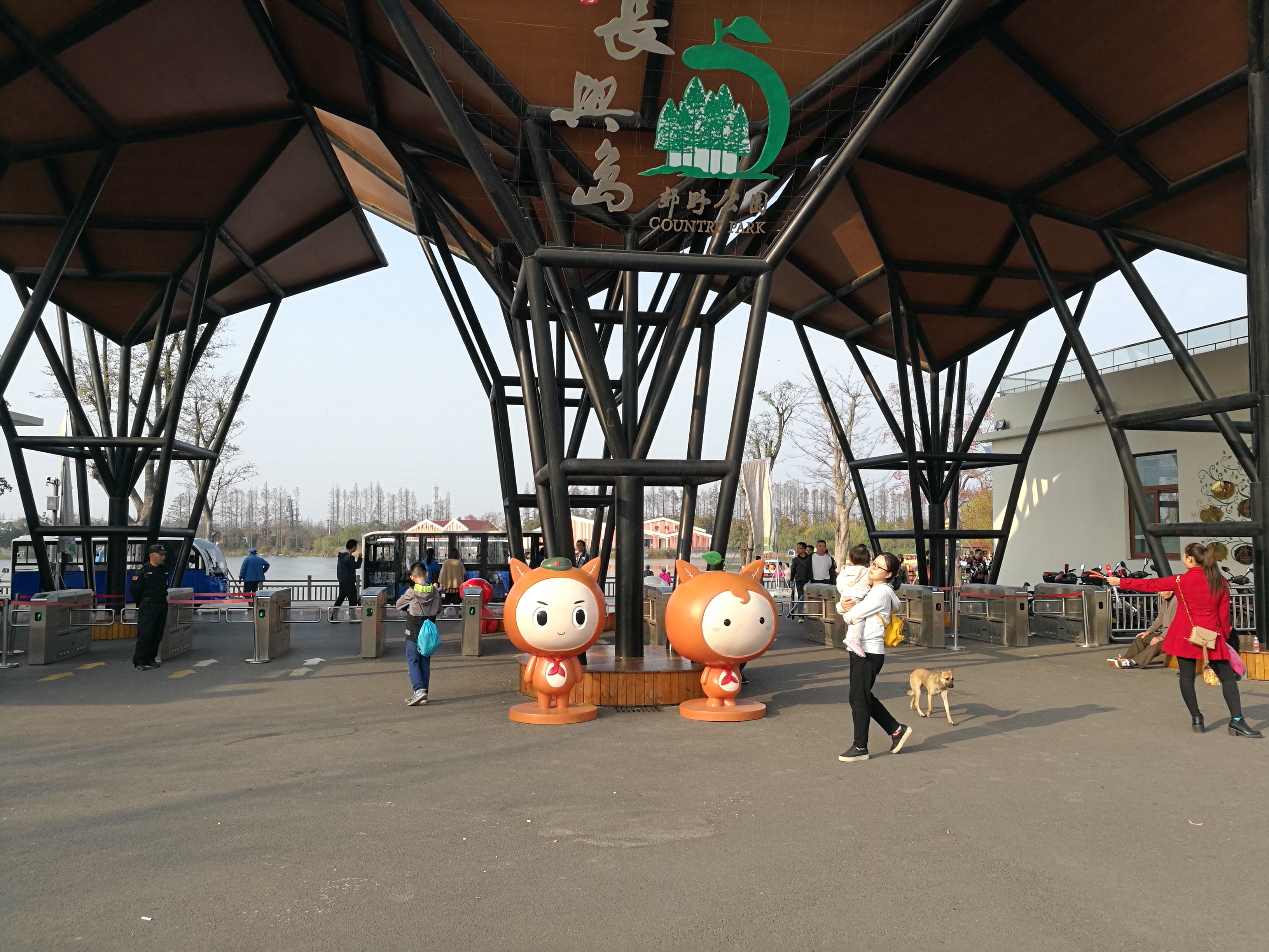 上海长兴岛郊野公园可以看见海吗,长兴岛郊野公园离上海站有几公里