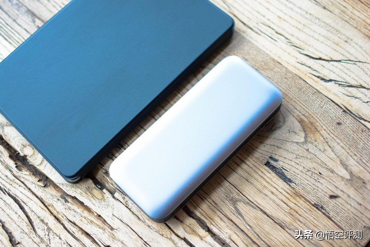 紫米20号移动电源升级版价格,紫米20号移动电源和小米移动电源3