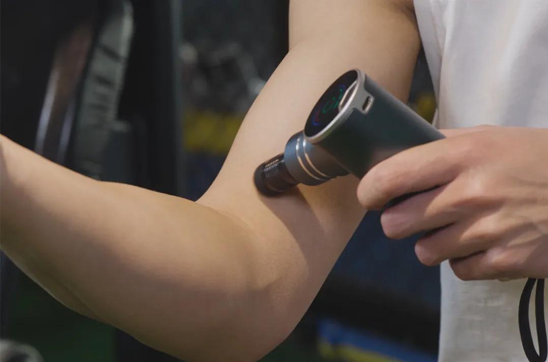 网红筋膜枪效果如何不可盲目用,筋膜枪的四种正确用法你知道了吗