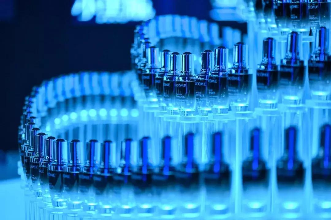 兰蔻第二代小黑瓶质感,兰蔻新款第二代小黑瓶