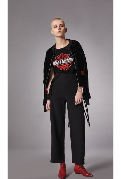 摩安娜折扣店货源,摩安娜女装专卖店