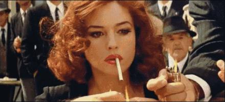 意大利性感女神，被称为“地球球花”的她，究竟有多美？