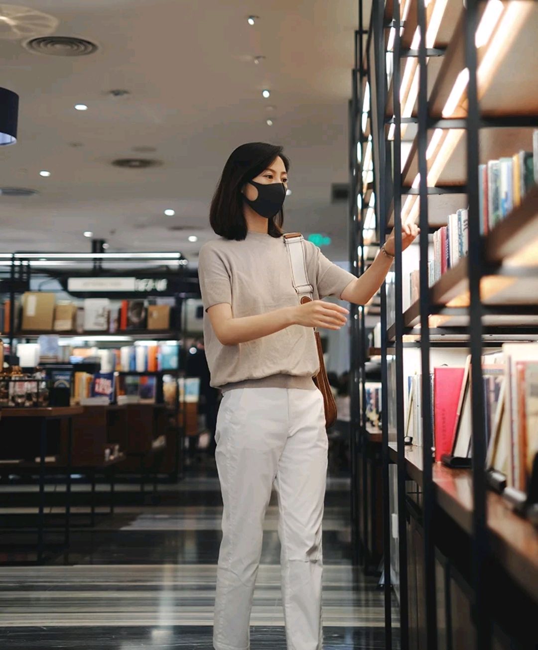 男士怎么穿衣打扮有气质,男孩子怎样穿衣打扮有气质