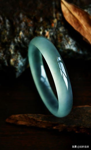 集齐翡翠所有颜色,翡翠大师5个帝王绿都在哪