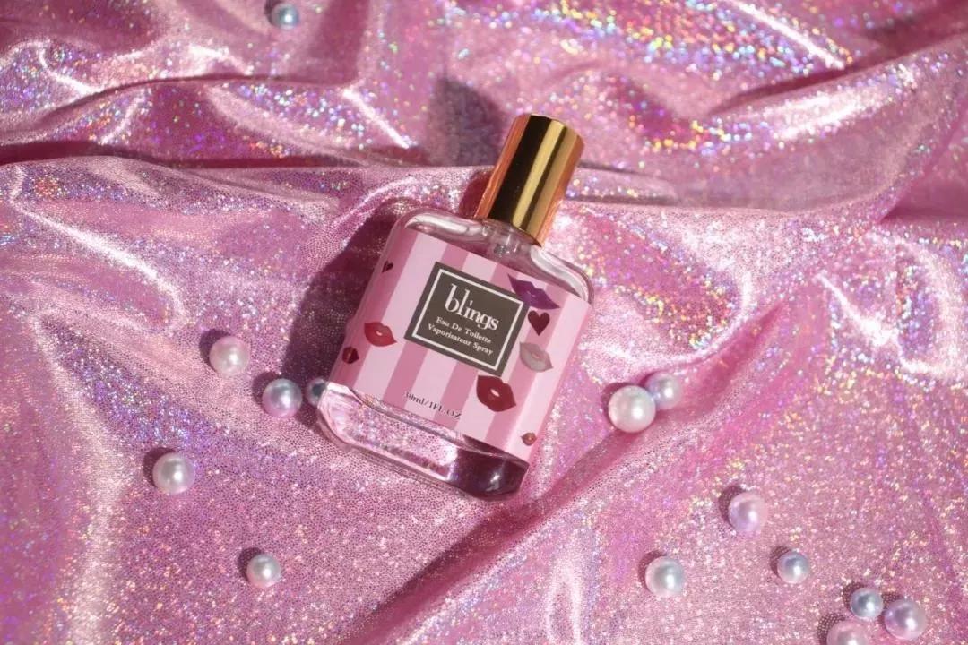 少女体香到底是个啥？我今天出门竟然被搭讪了3次！