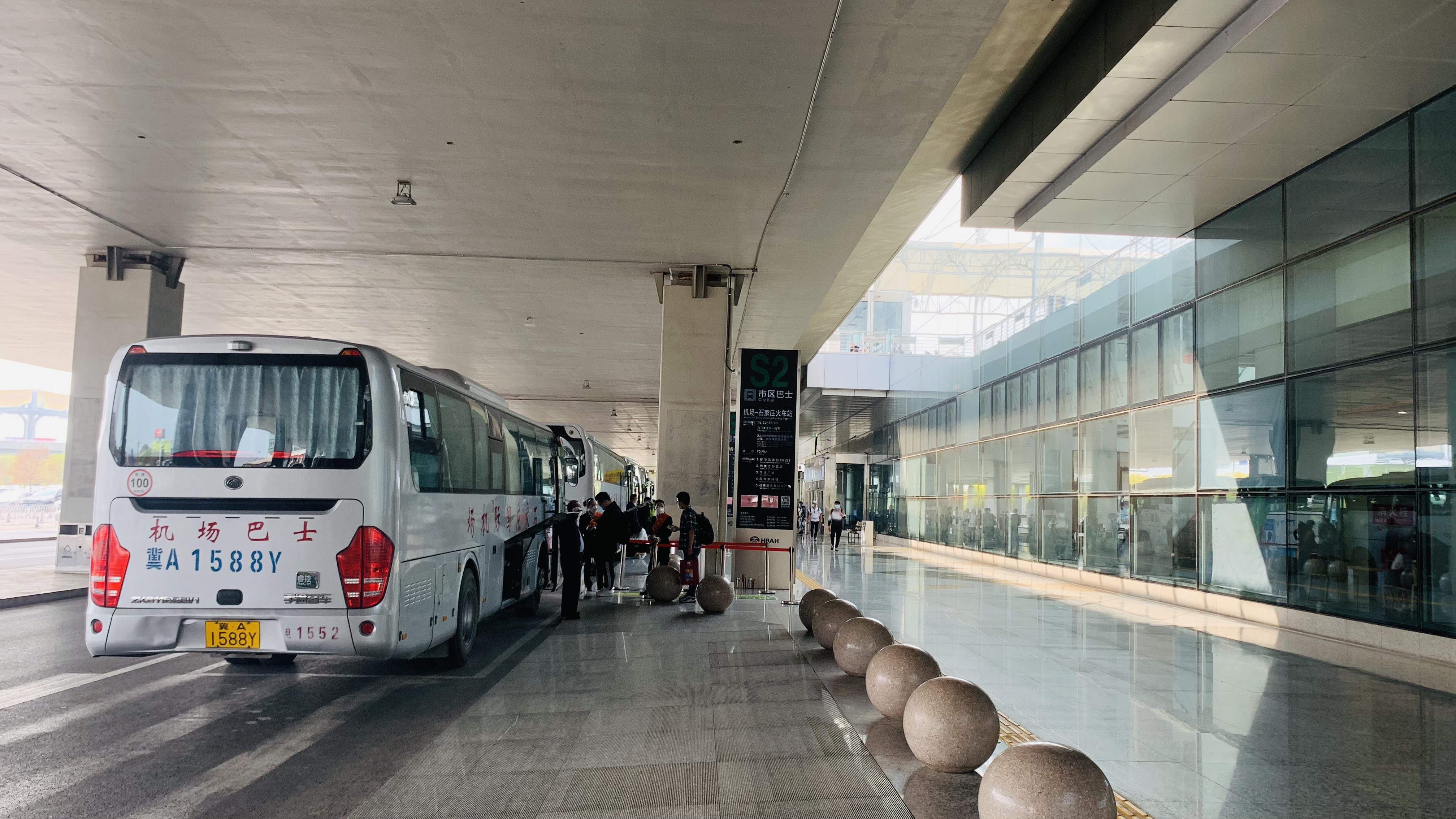 石家庄机场登机攻略,石家庄机场国内航班接机在哪里等