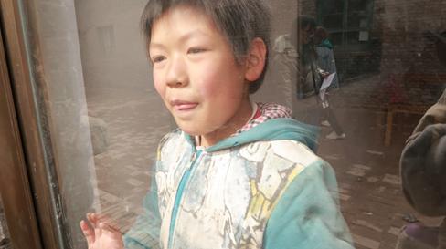 上学路上一个都不能少,上学一个人没朋友