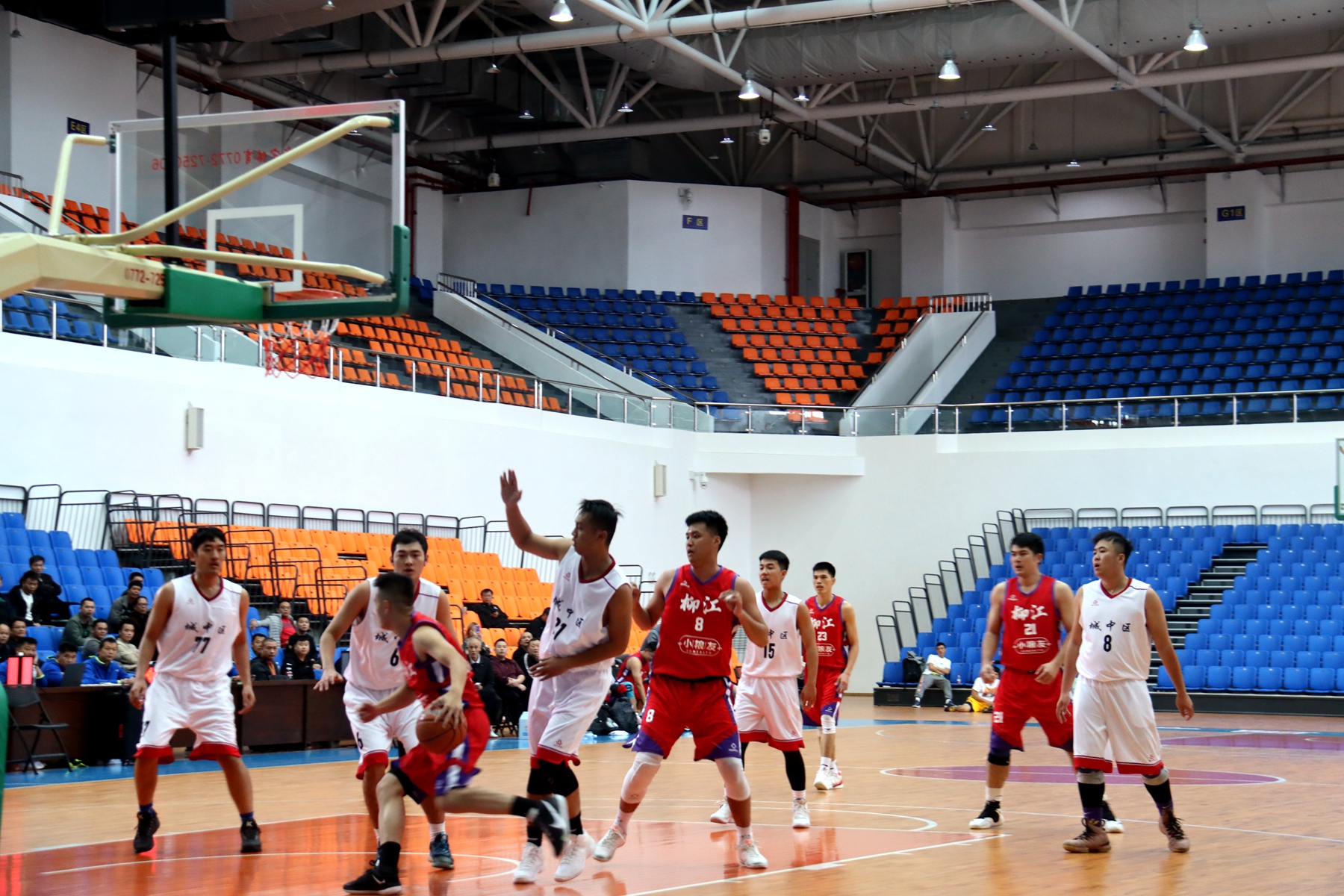 首战告捷！柳江男篮高分获胜！