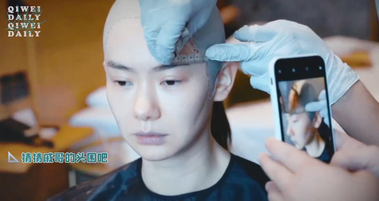 戚薇翻模,戚薇翻车造型