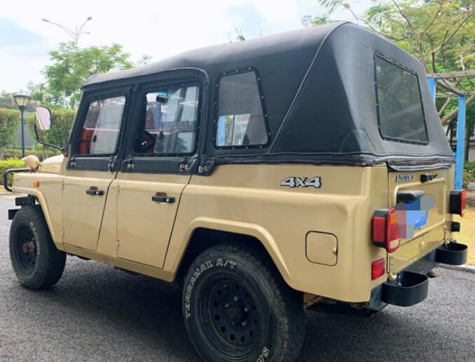 北汽bj212和吉姆尼,bj212以及吉姆尼