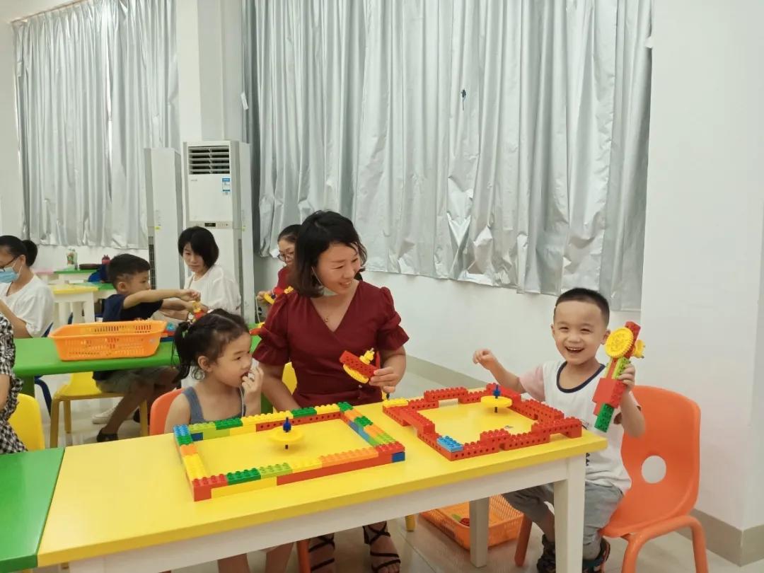 乐高亲子活动课,乐高亲子互动课