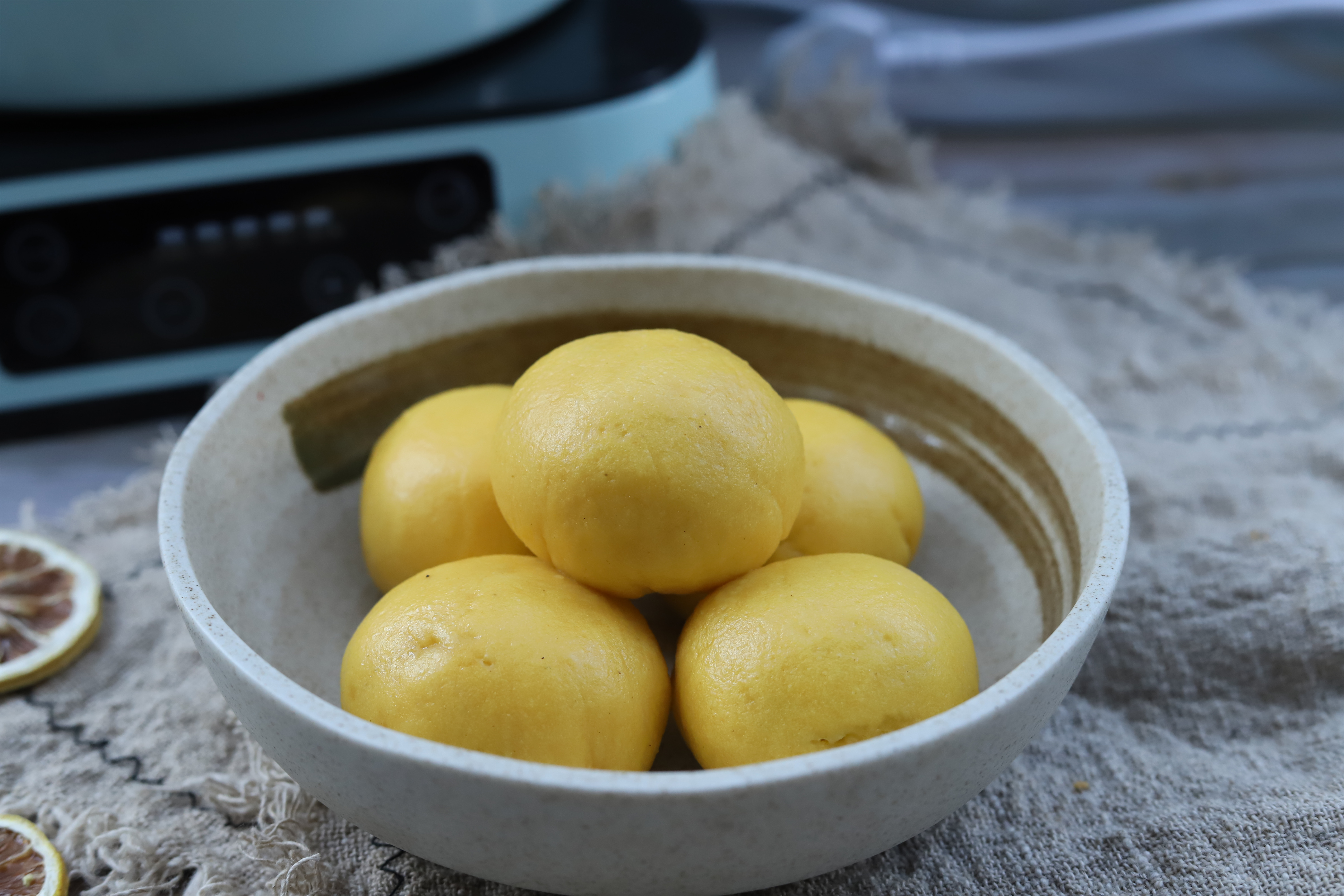 不会包包子可有简单包法,不会捏褶子怎么做包子