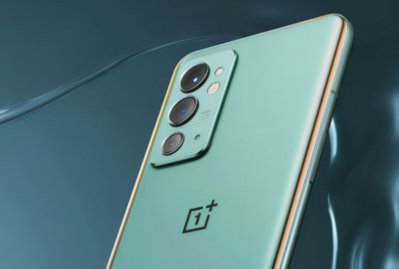 一加新机明明没有亮点，为何大家都认为值得买？