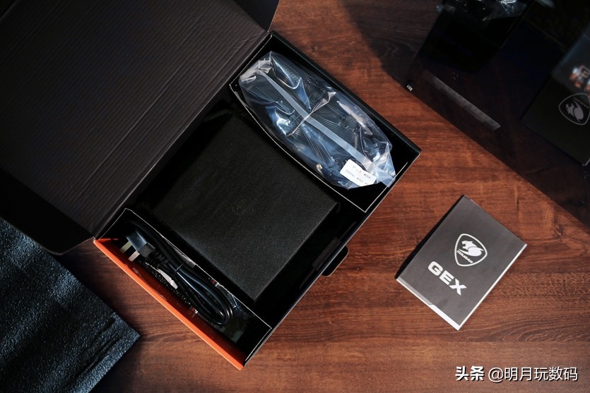 电脑无故重启是固态硬盘坏了吗,电脑无故重启是硬盘坏了么