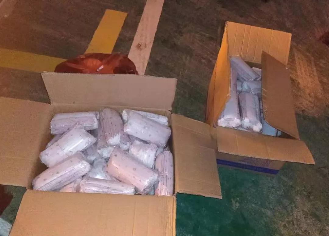 网上售卖口罩被抓 (网上卖医用口罩被抓)