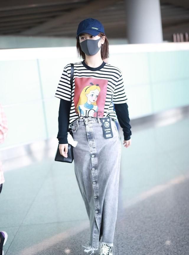 杨幂t恤穿搭,杨幂任何一件单品都能穿
