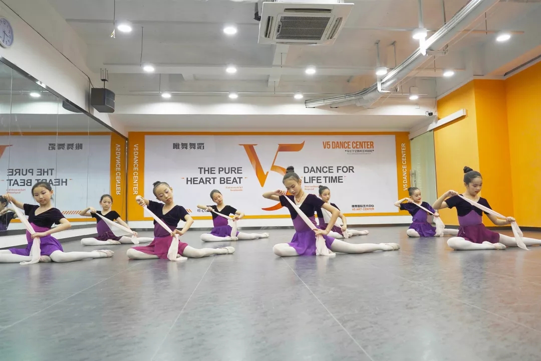 中国舞考级完满结束,考级中国舞