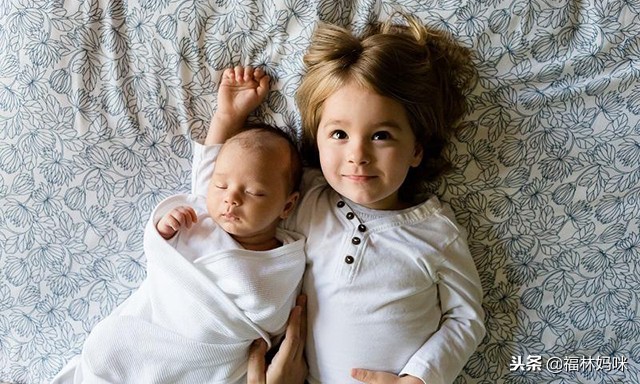 两孩年龄差距多大比较好,最萌年龄差儿童