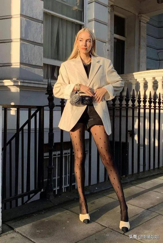 夏天袜子穿搭小技巧,夏天正确穿袜子方式