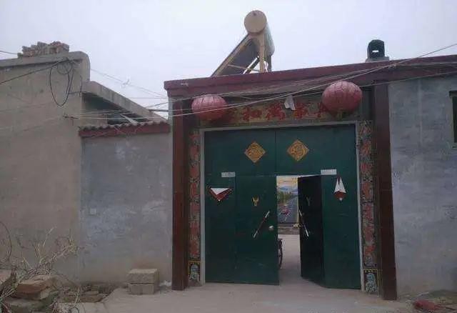 乡下院墙开门方向什么讲究,农村俗语围墙大门忌高低如何化解