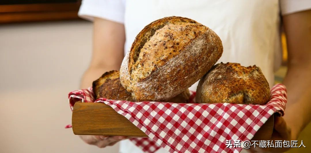 那些开奶茶店的人怎么样了,哪些人开面包店