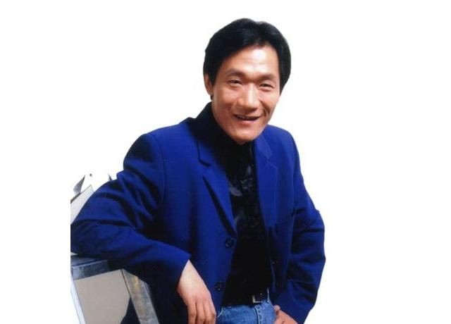 谢东侯耀华对比照,侯耀华谢东什么关系