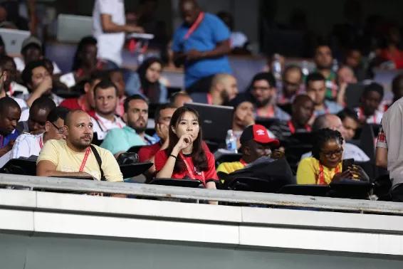 离开清华的99种方式|新华社吴丹妮：记录历史瞬间走向未知远方