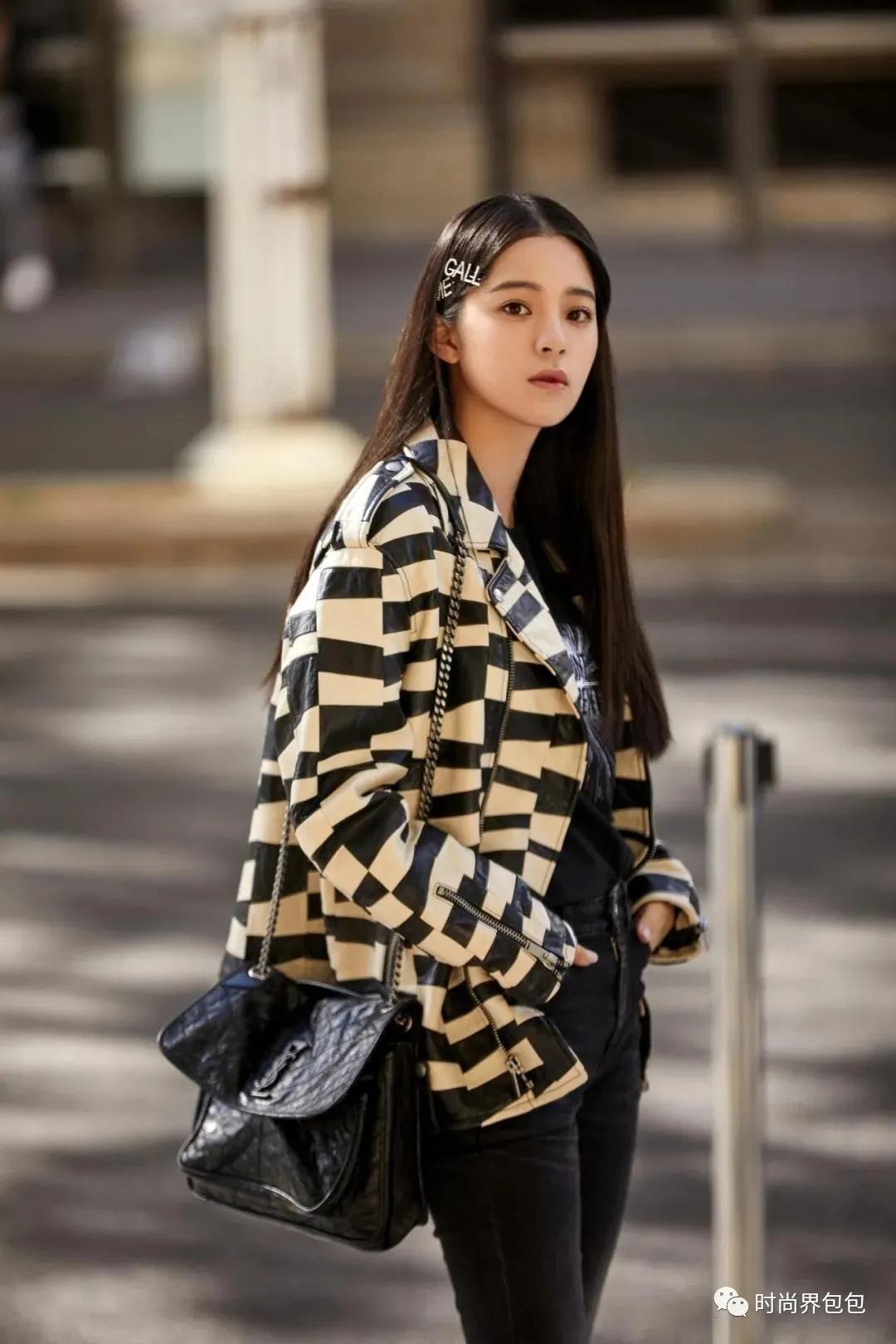 圣罗兰ysl鳄鱼压纹日落链条包,ysl圣罗兰鱼子酱玫红色链条包