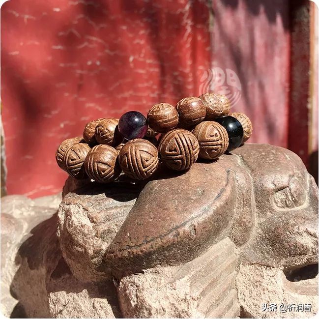 「香」酷夏，试试用龙脑俘获人心