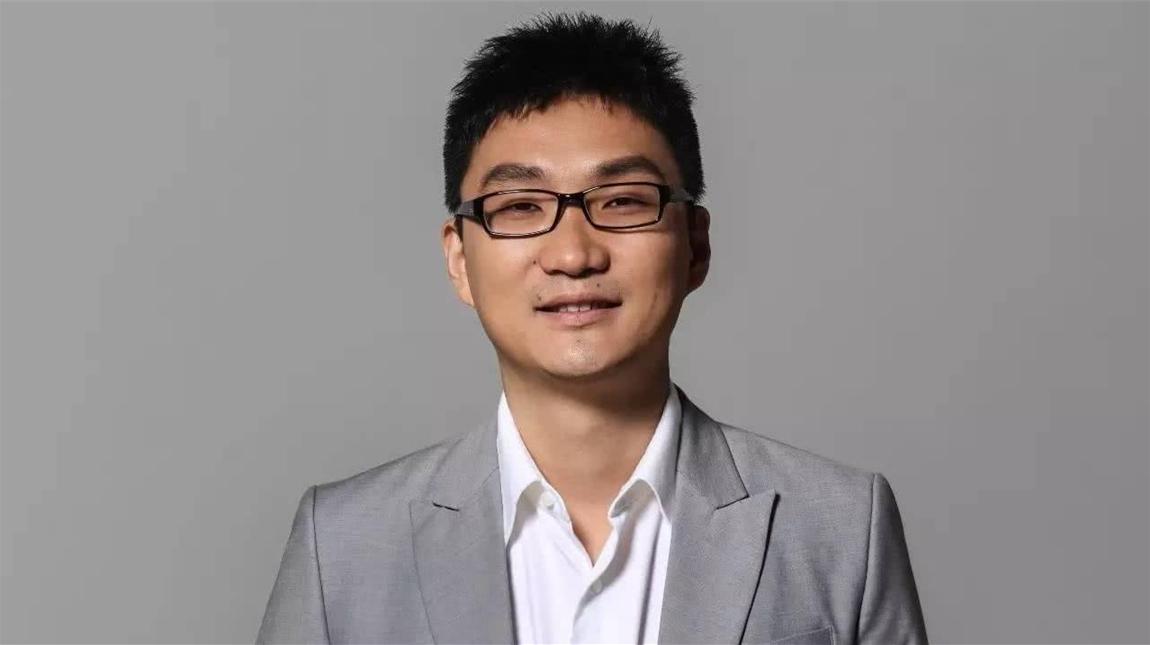 黄峥卸任ceo拼多多走向成熟,黄峥辞任拼多多董事长你怎么看