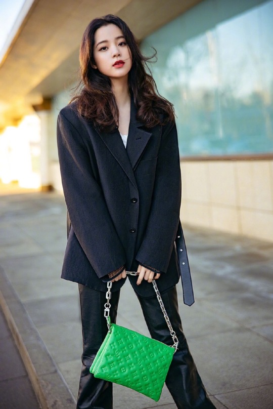 欧阳娜娜的清爽穿搭,欧阳娜娜夏日穿搭美图