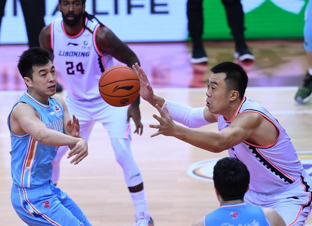 郭艾伦缺阵辽篮大胜北控获6连胜,郭艾伦周琦野球被打爆